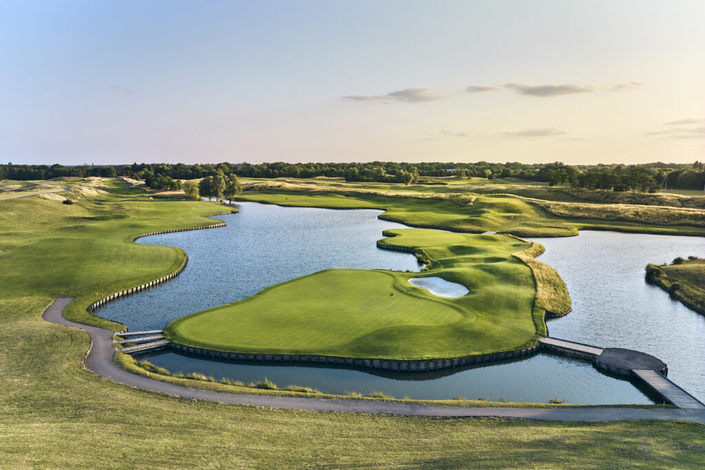 Albatros Course - Hole #18
LeGolfNational@Lamoureux2023