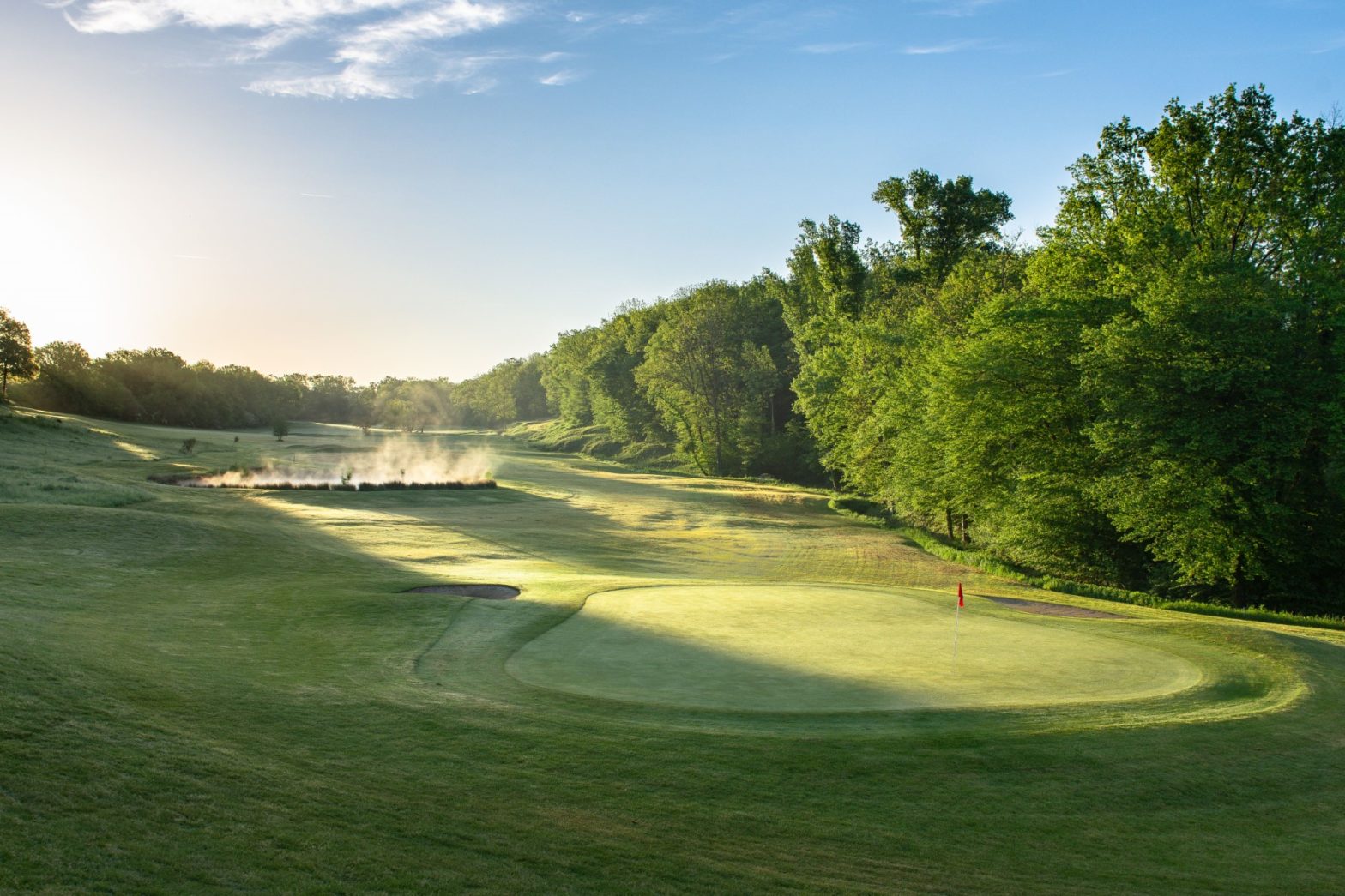 CHÂTEAU DES VIGIERS GOLF & COUNTRY CLUB - Play Golf in France